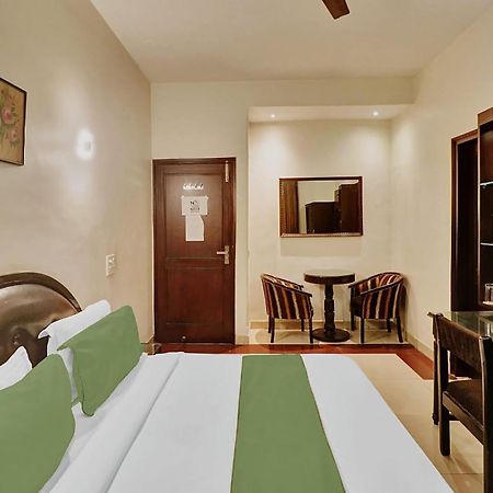 Hotel Fabexpress Lloyd House Nowe Delhi Zewnętrze zdjęcie