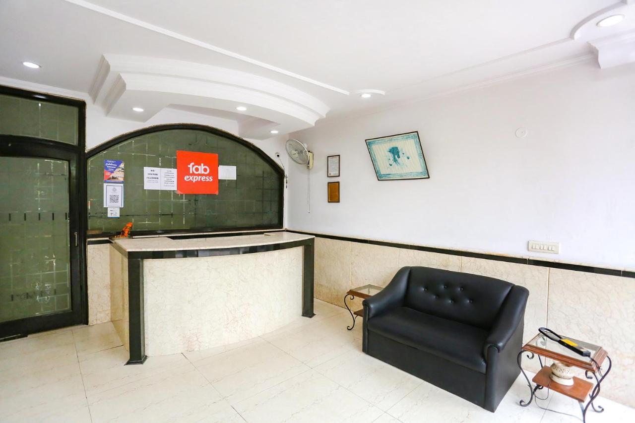 Hotel Fabexpress Lloyd House Nowe Delhi Zewnętrze zdjęcie