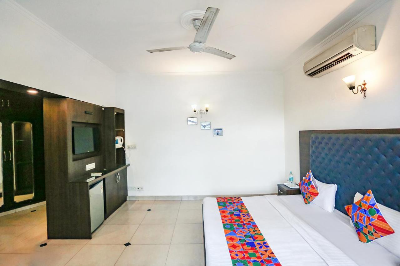 Hotel Fabexpress Lloyd House Nowe Delhi Zewnętrze zdjęcie